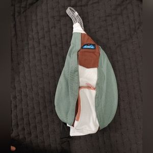 Kavu Mini Over Shoulder Sling-Used Once!